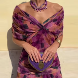 Eleganten V-izrez obleka