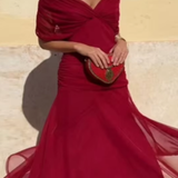 Eleganten V-izrez obleka