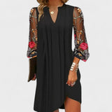 Daniela - Mini Elegant Dress with V-Neck
