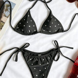 Šik bikini set z izrezom in diamanti